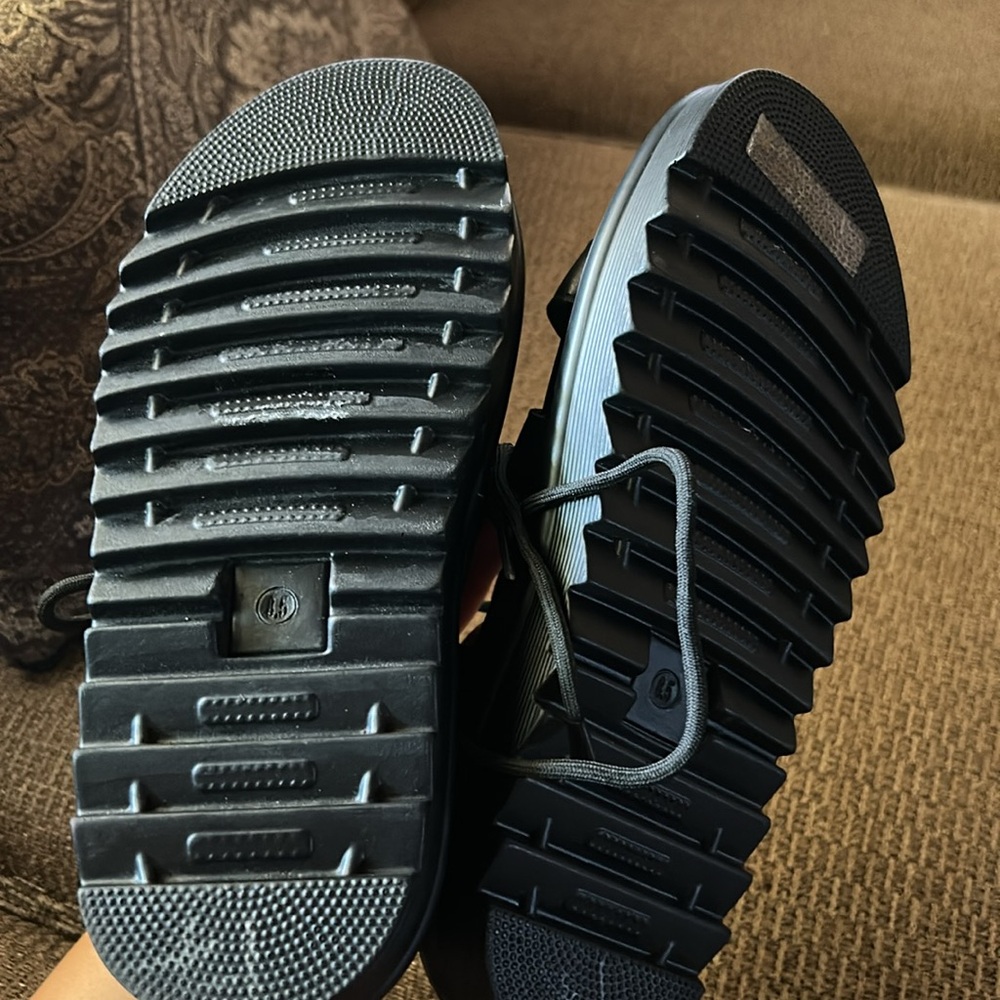 Black Strappy Platform Sandals - Picture 5 of 7